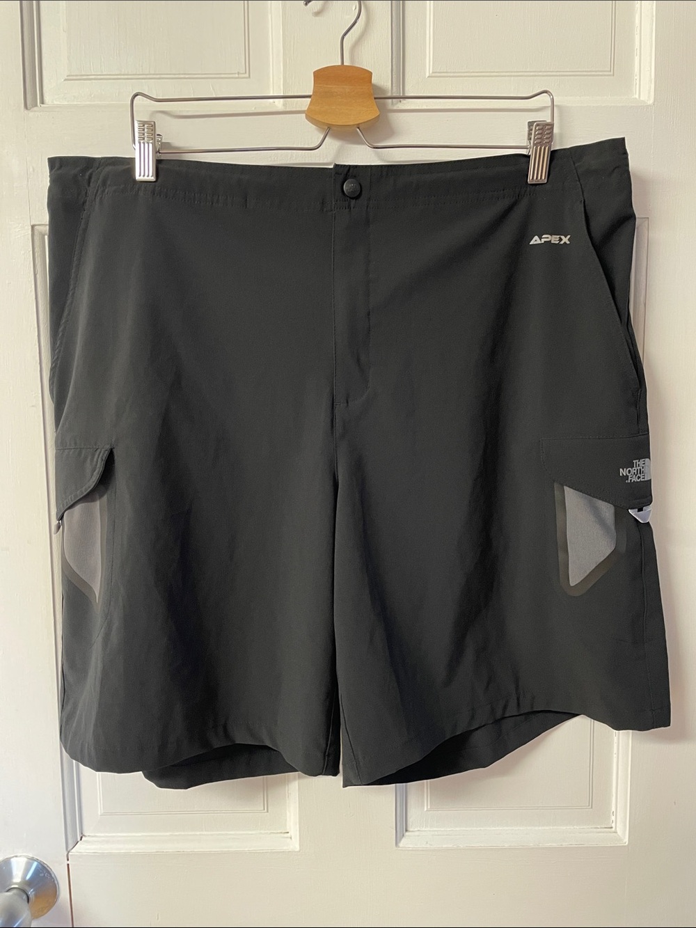 The North Face Apex Flight series black cargo shorts men’s size XXL